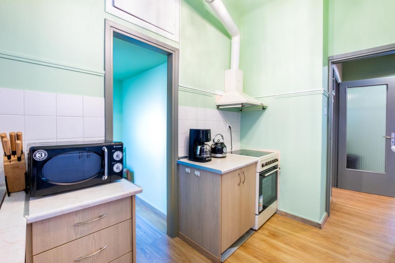 Vintage House Near Downtown Apartment เอเธนส์ ภายนอก รูปภาพ